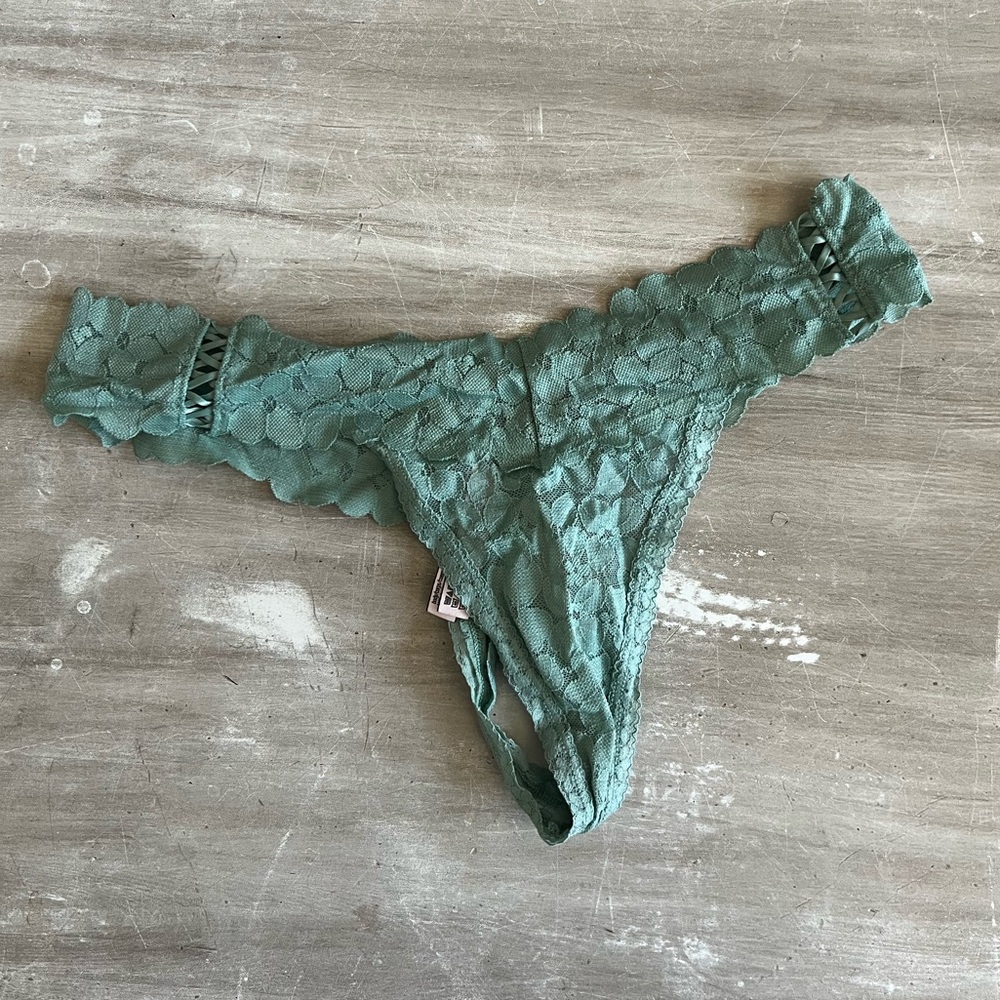 VICTORIA SECRET PANTIES